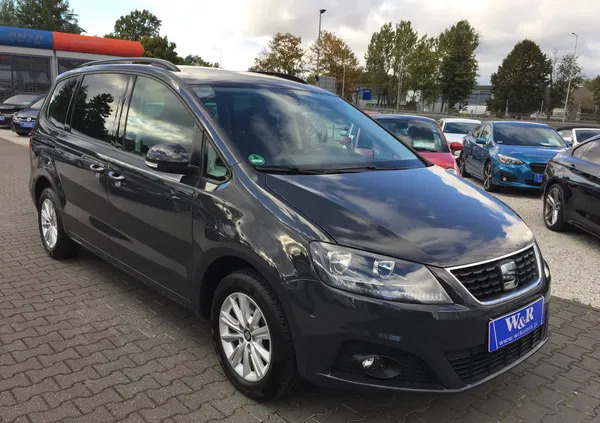 seat brzeziny Seat Alhambra cena 124968 przebieg: 21000, rok produkcji 2020 z Brzeziny